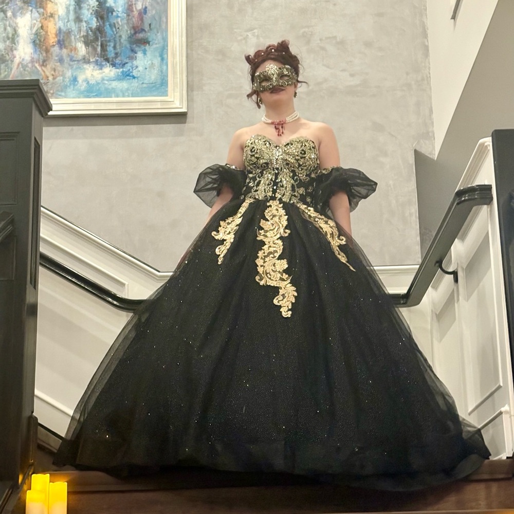 Elegant Black and Gold Ball Gown